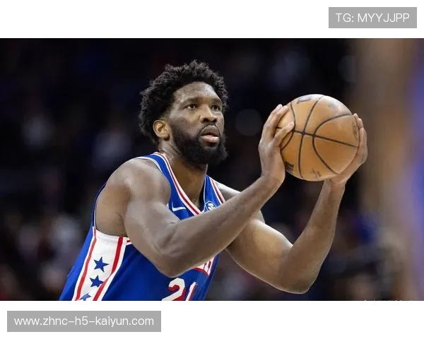 恩比德罚线附近出手，费城76人稳定回应