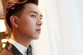 开云体育下载-克洛普持续创新战术，带领利物浦冲击更高荣誉