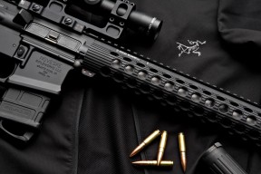 开云app-拜仁慕尼黑再度领跑德甲，争夺多项头衔