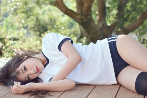 开云体育在线下载-俊男美女足球：运动员的时尚与生活，足球美男子