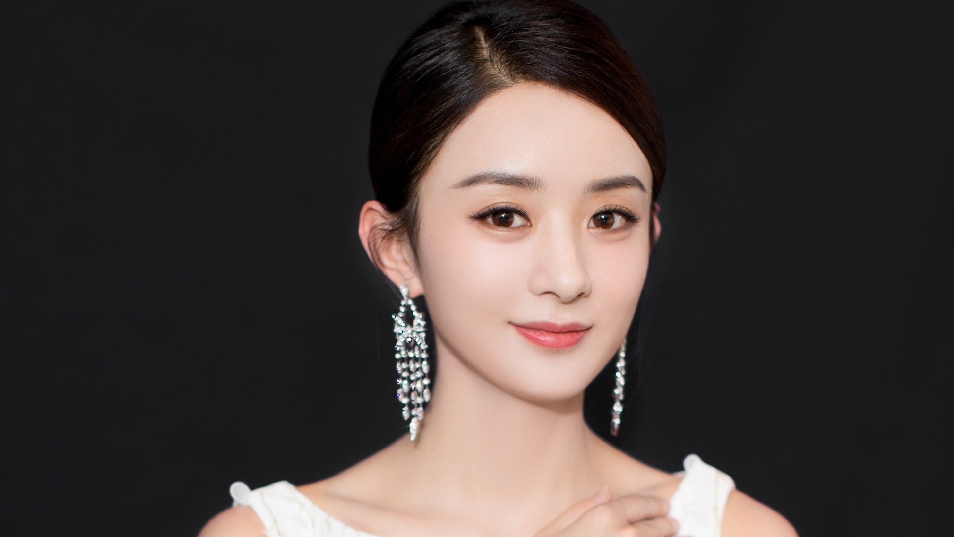 中国男篮积极探索技战术多样性,中国男篮队内训练