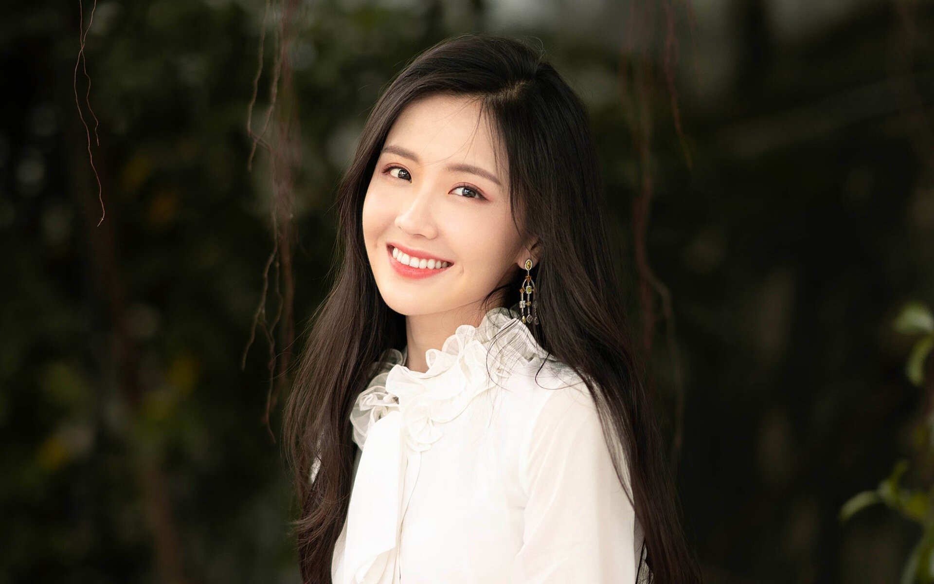 塞尔·拉恩:凭借精准的跑位和快速的脚步,他总能给全黑队带来意外惊喜